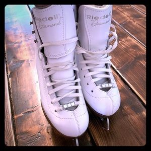 Girls Riedell Diamond Figure Skates Size 1